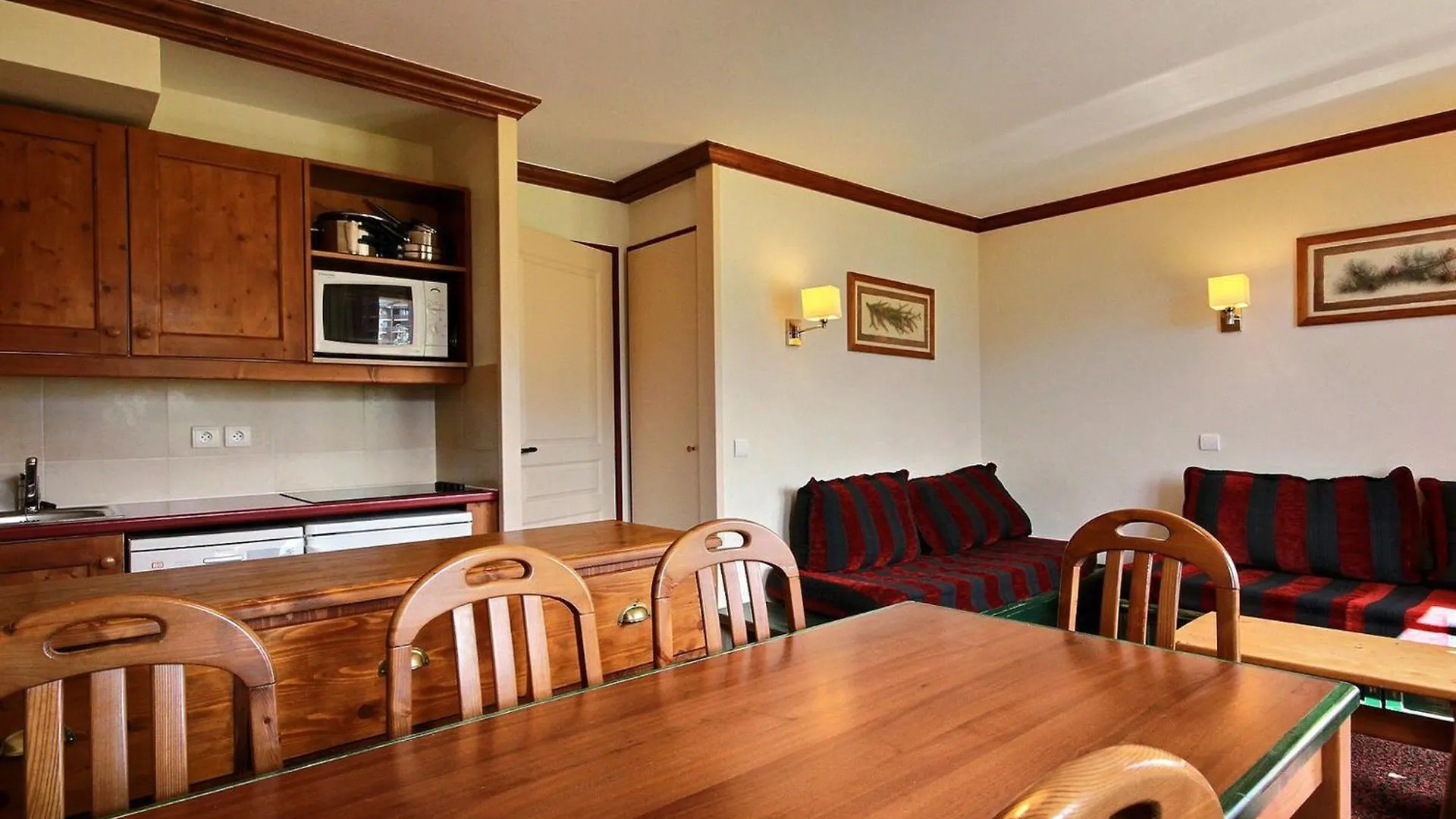 Appartement 3 Pieces Au Pied Des Pistes Avec Balcon Et Vue - Fr-1-455-58 ラ・プラーニュ フランス
